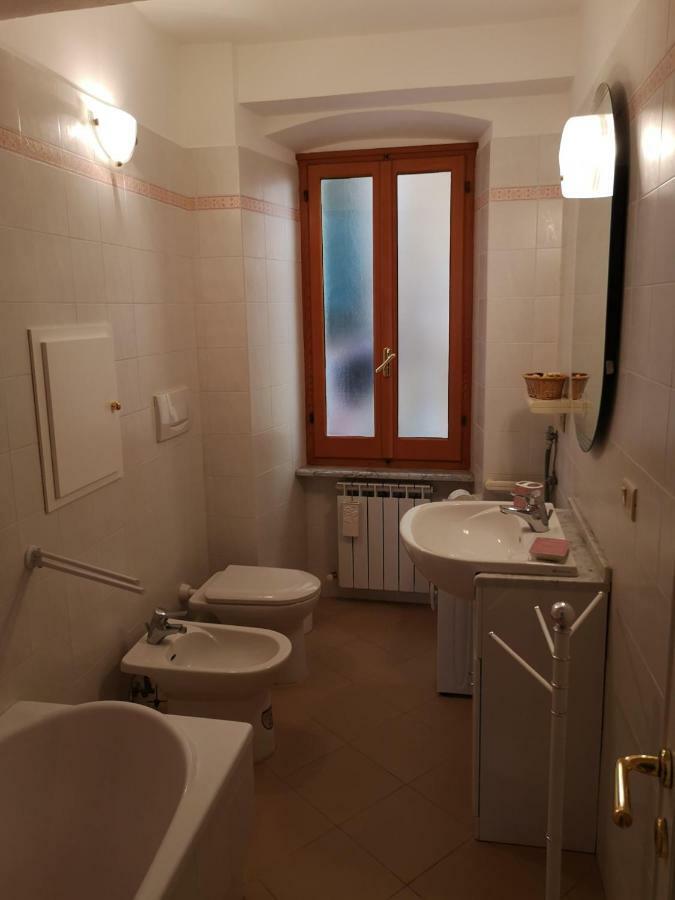 Ca' dei Nogi - Appartamento a Riomaggiore Esterno foto